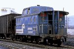 Conrail caboose CR #23098